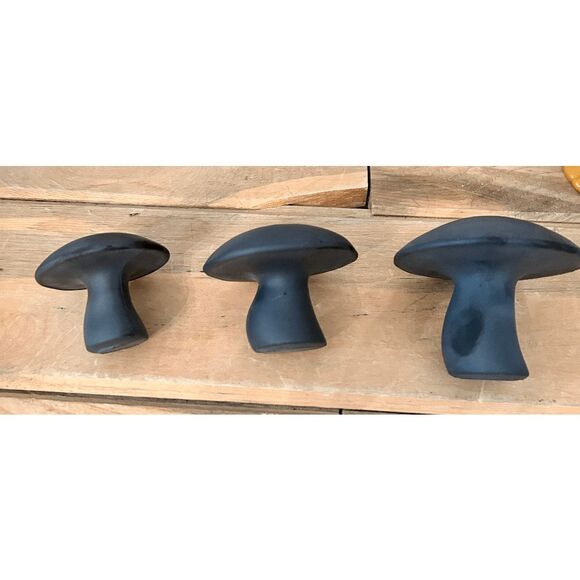 Viking Glass Mould Mosser Glass Solid Black Satin Glass Mushroom (Set of 3) - Picture 3 of 6